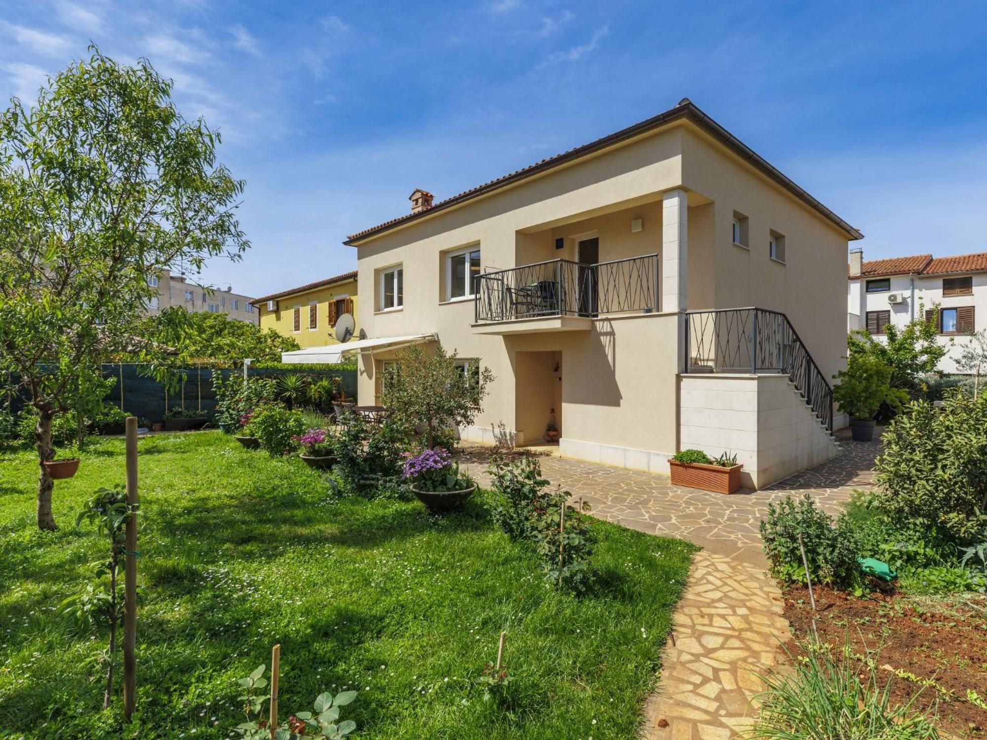 Apartman Marina - Nvg115 By Interhome *