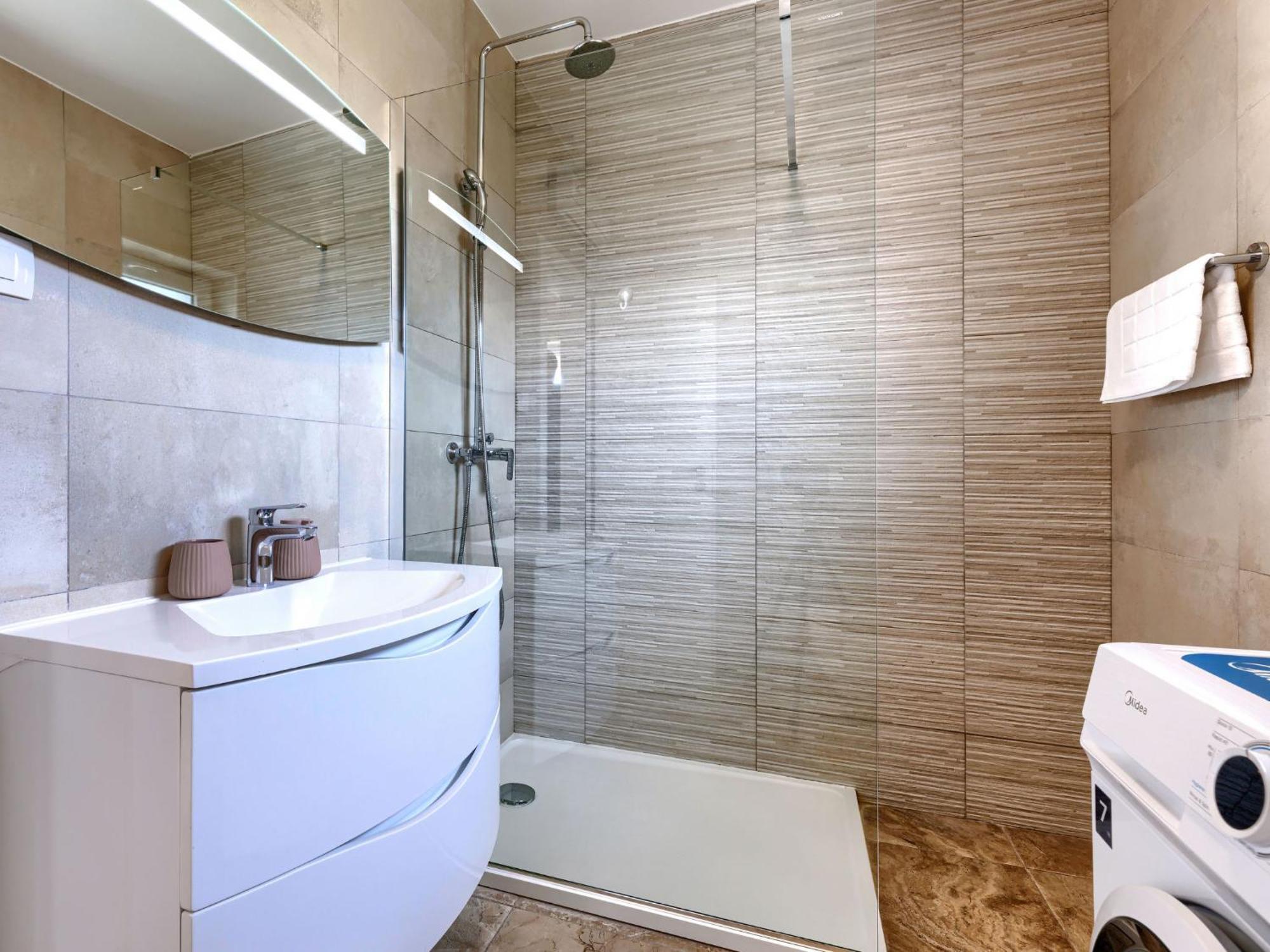 Marina - Nvg115 By Interhome * Novigrad Istria