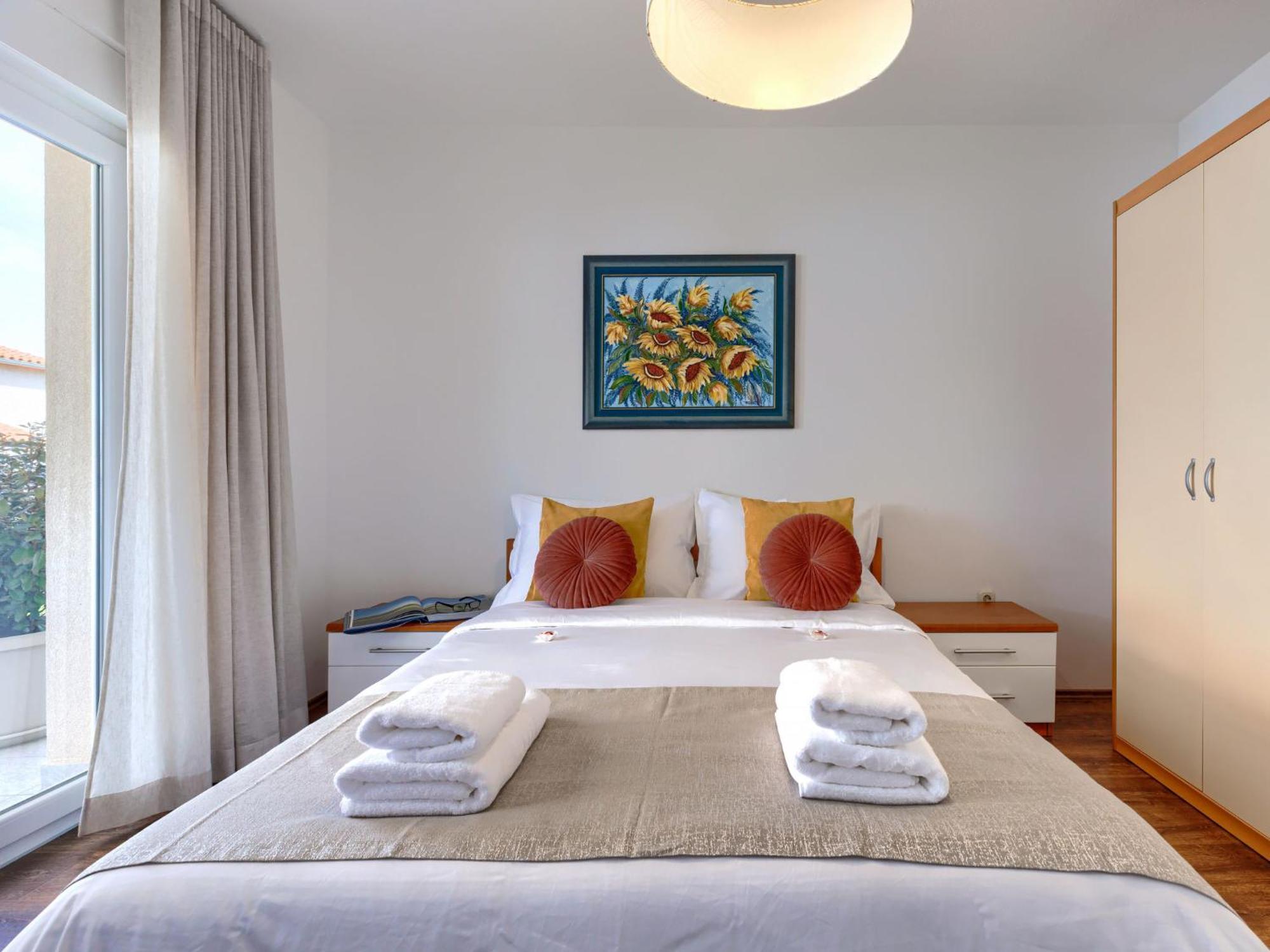 Apartment Marina - Nvg115 By Interhome